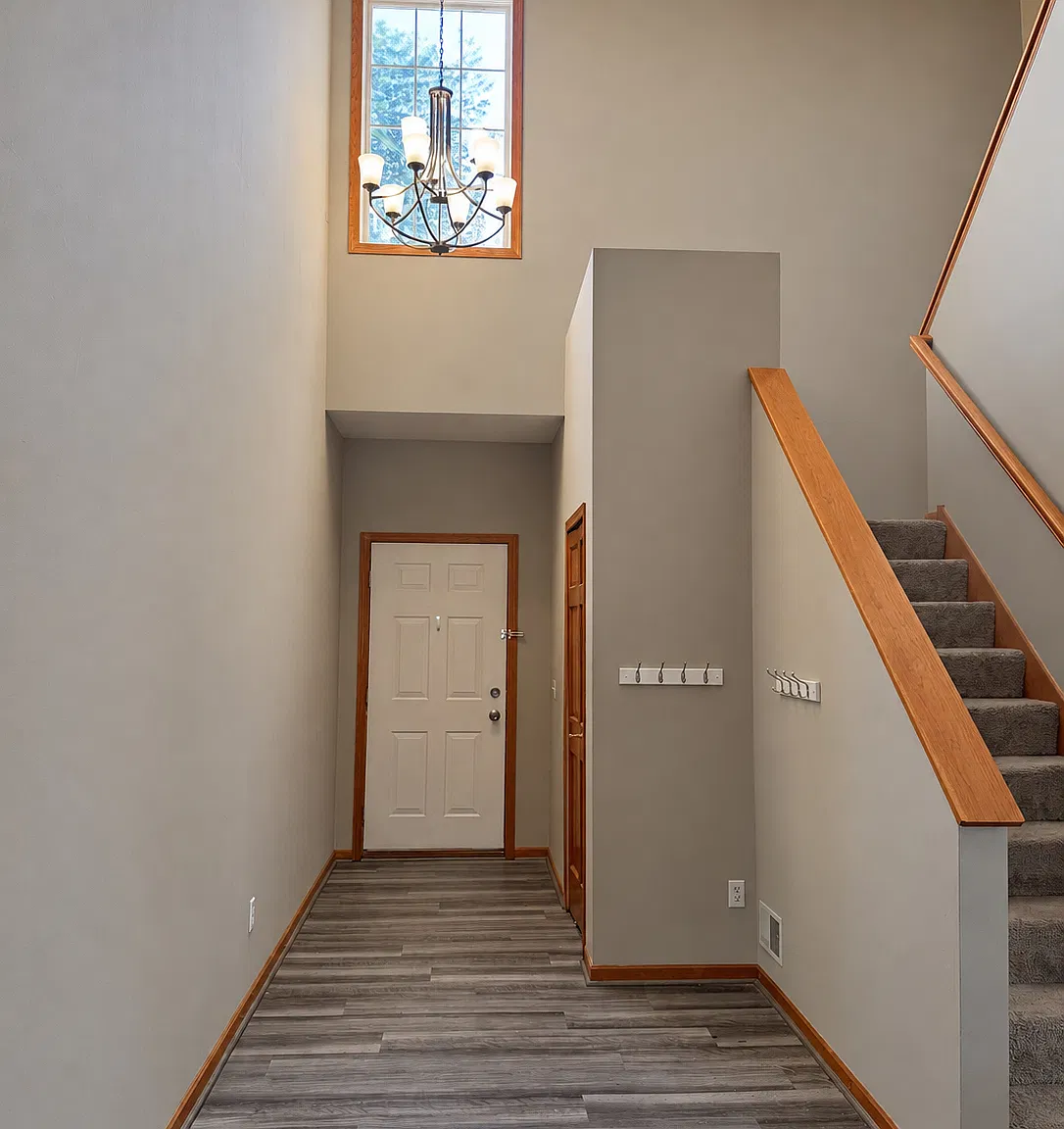2 bed, 1650 sqft, $2,250 — Photo 2