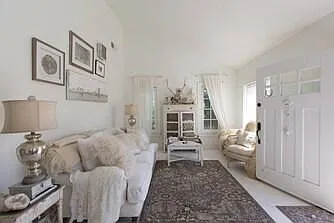 925 Venezia Ave — Photo 34