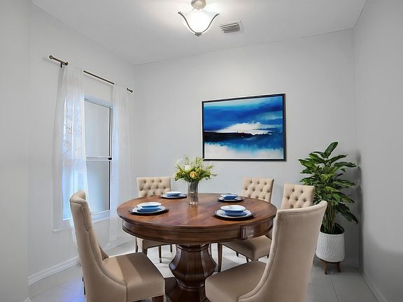 5th image of 153 Aquarina Blvd