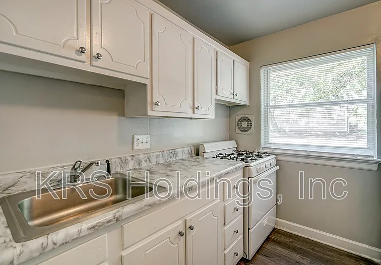 5244 Goolsby Ct — Photo 13