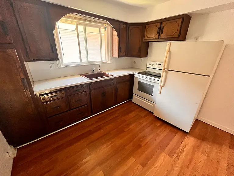 51 Anstice St #2 — Photo 5