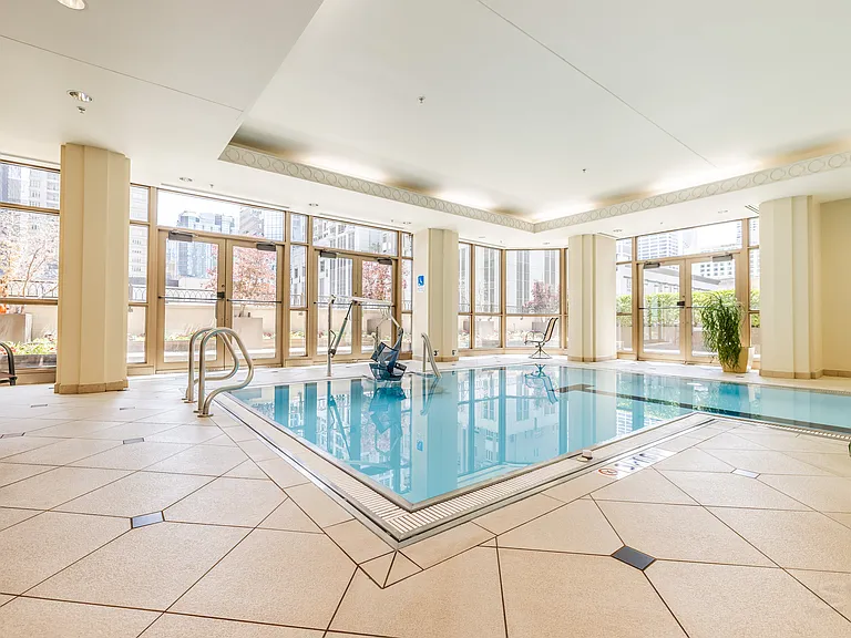 21 E Huron St #1207 — Photo 78