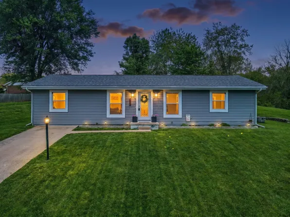 1626 Valley Dale Dr, Logan, OH 43138