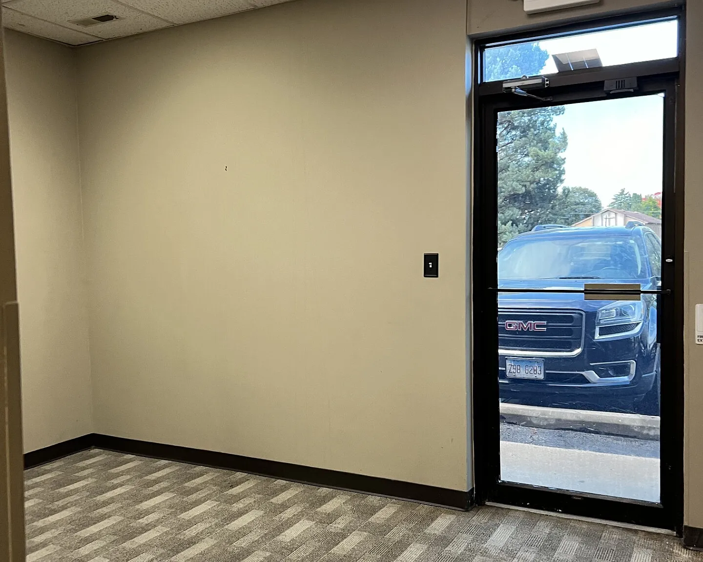 558 Main Street — Photo 3