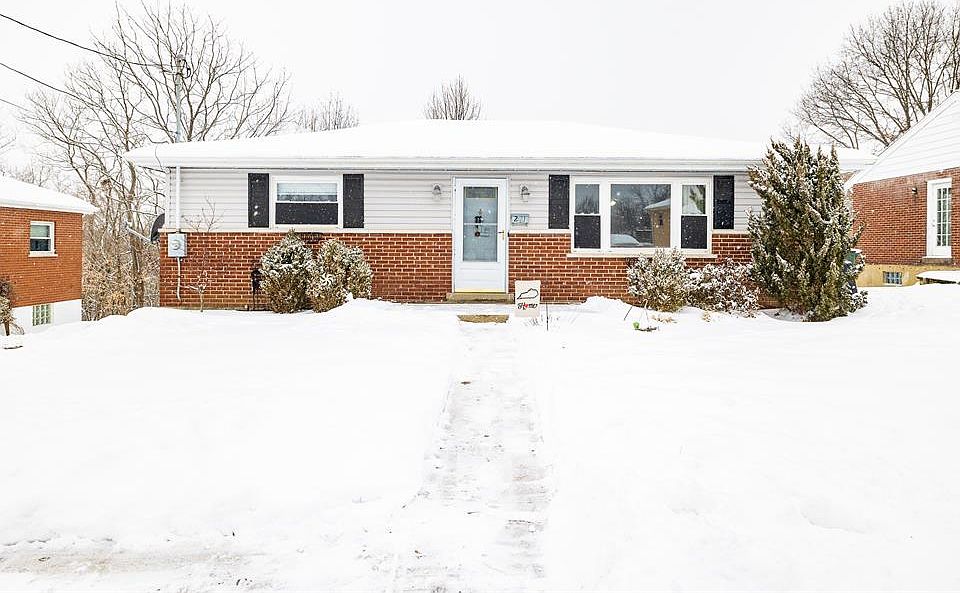 1st image of 21 Shaw Dr