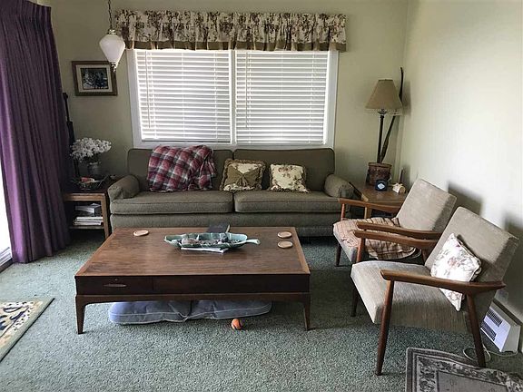 4th image of 8743 Lakeside Dr