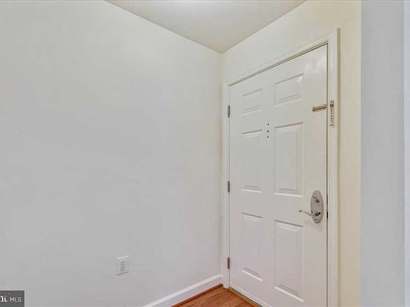 3rd image of 4191 S Four Mile Run Dr Unit 301