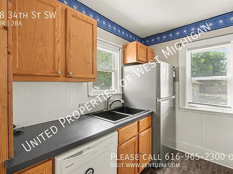 28 34th St SW — Photo 7