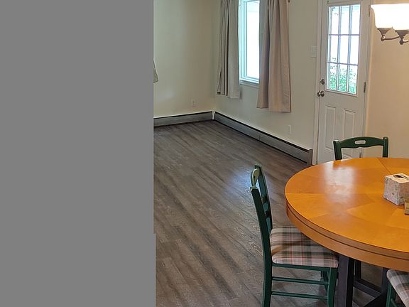 5th image of 17347 Amberson Rd