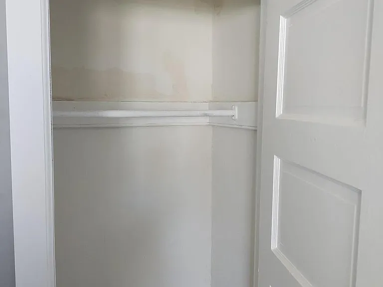 1115 White St — Photo 9