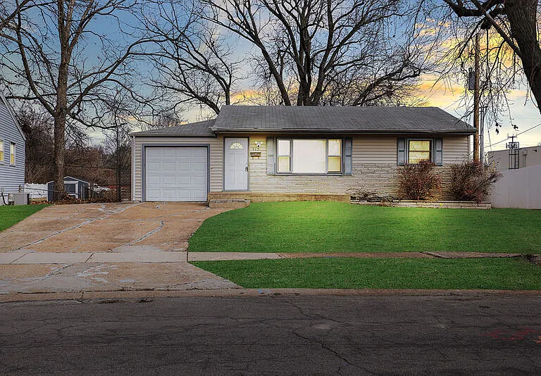 615 Florland Dr — Photo 22