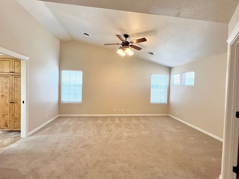 2285 W Windchime Dr — Photo 22
