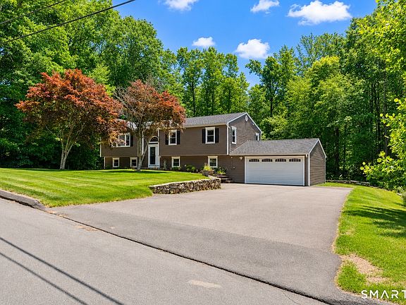2nd image of 7 Williams Drive