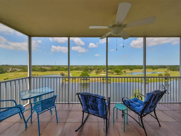 1200 Country Club Dr APT 1501, Largo, FL 33771