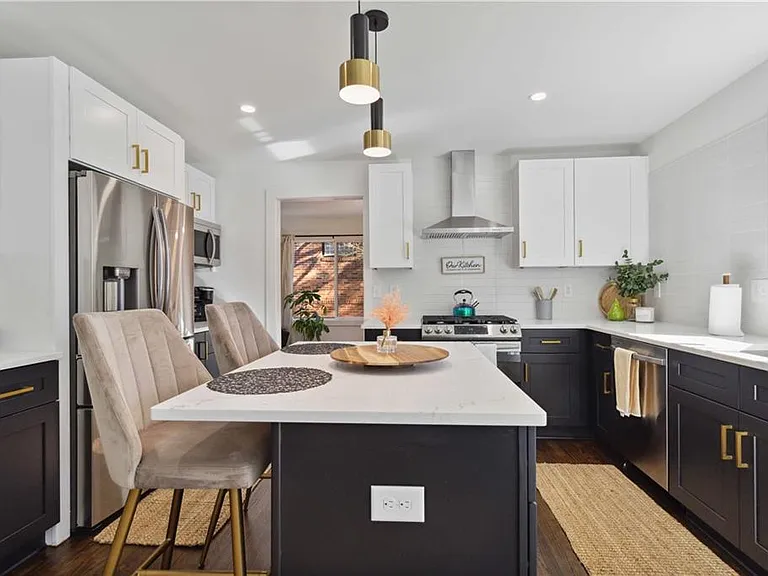 2995 Pasadena Dr — Photo 15