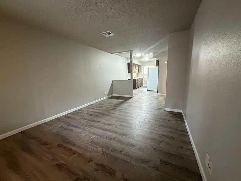 1575 Monte Vista Dr #4 — Photo 3