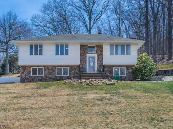 11 Appio Dr, Randolph Twp., NJ 07869