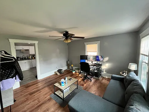 2260 W 7th St #2 Photo 1