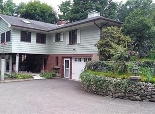 204 Joy Rd, Middlebury, CT 06762