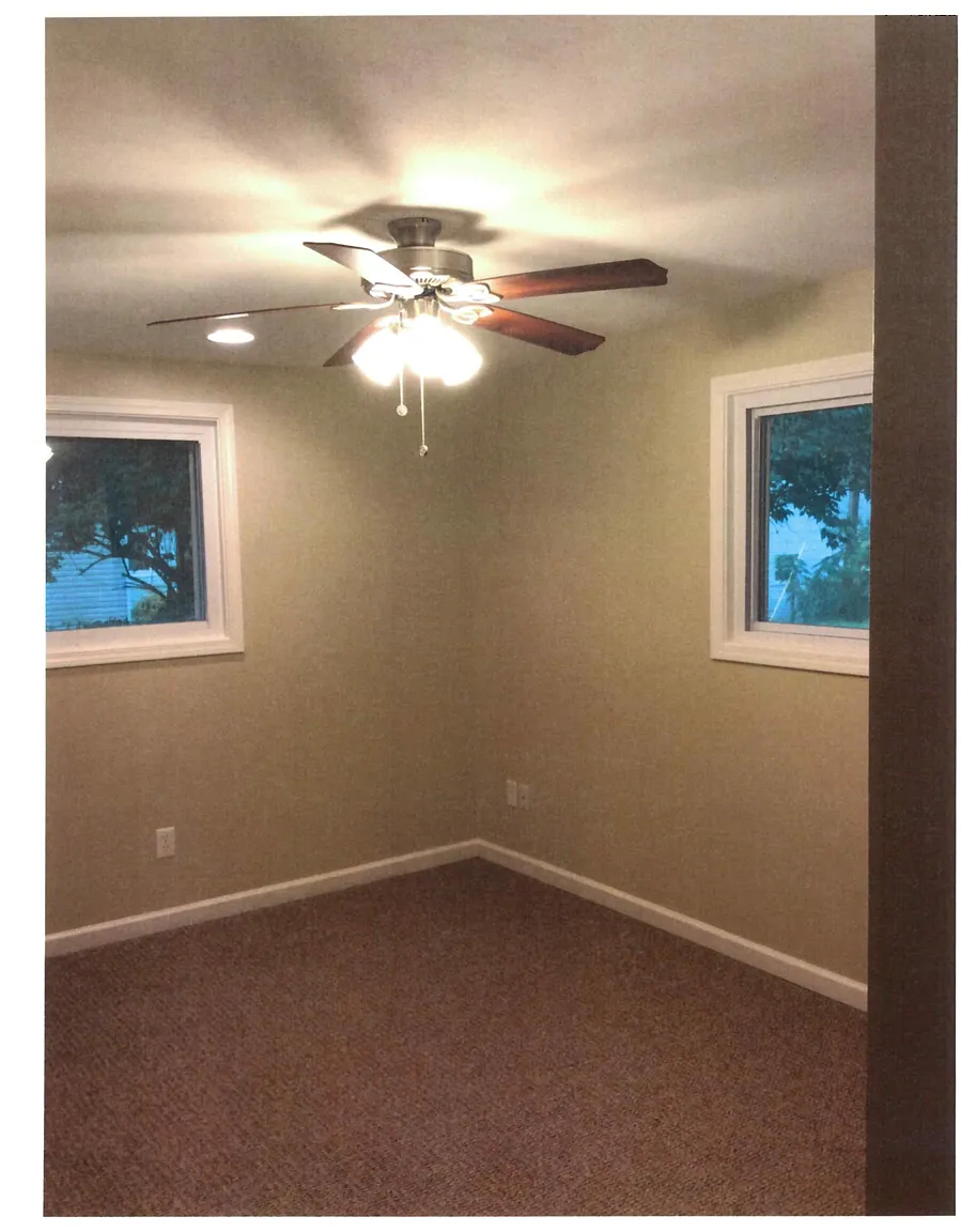 436 Barron Ln photo 1