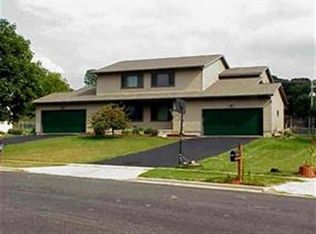 730 B Crawford Dr #A, Cottage Grove, WI 53527