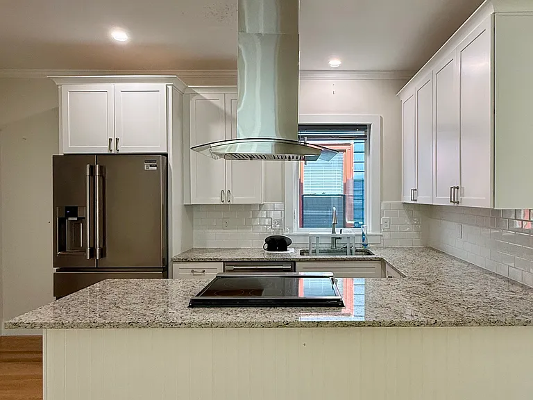 17 Cameron Ave #17 — Photo 5