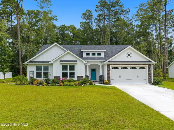 706 Boundary Loop Road NW, Calabash, NC 28467