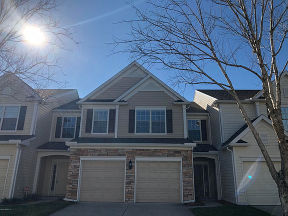 2nd image of 11068 Castlemain Cir E