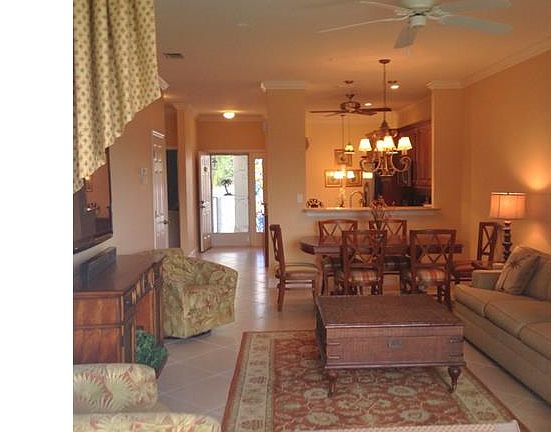3rd image of 3972 Bishopwood Ct E APT 204