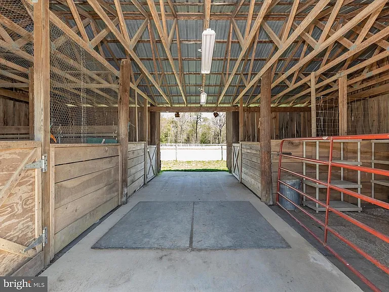 15104 Gardner Rd — Photo 20