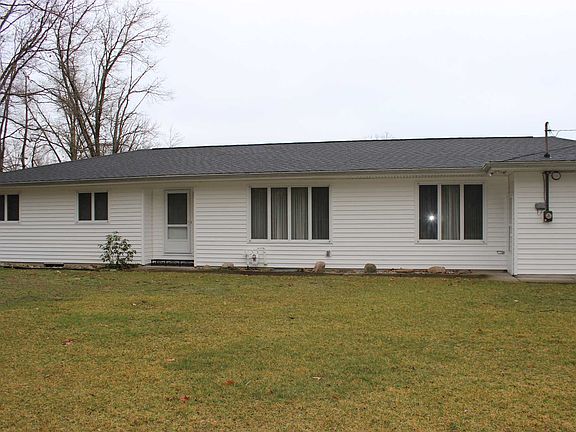 2nd image of 30018 Westlake Dr