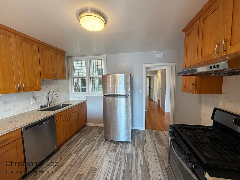 1450 Pacheco St — Photo 3