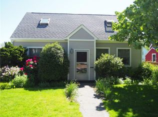 110 Champlin Pl N, Newport, RI 02840