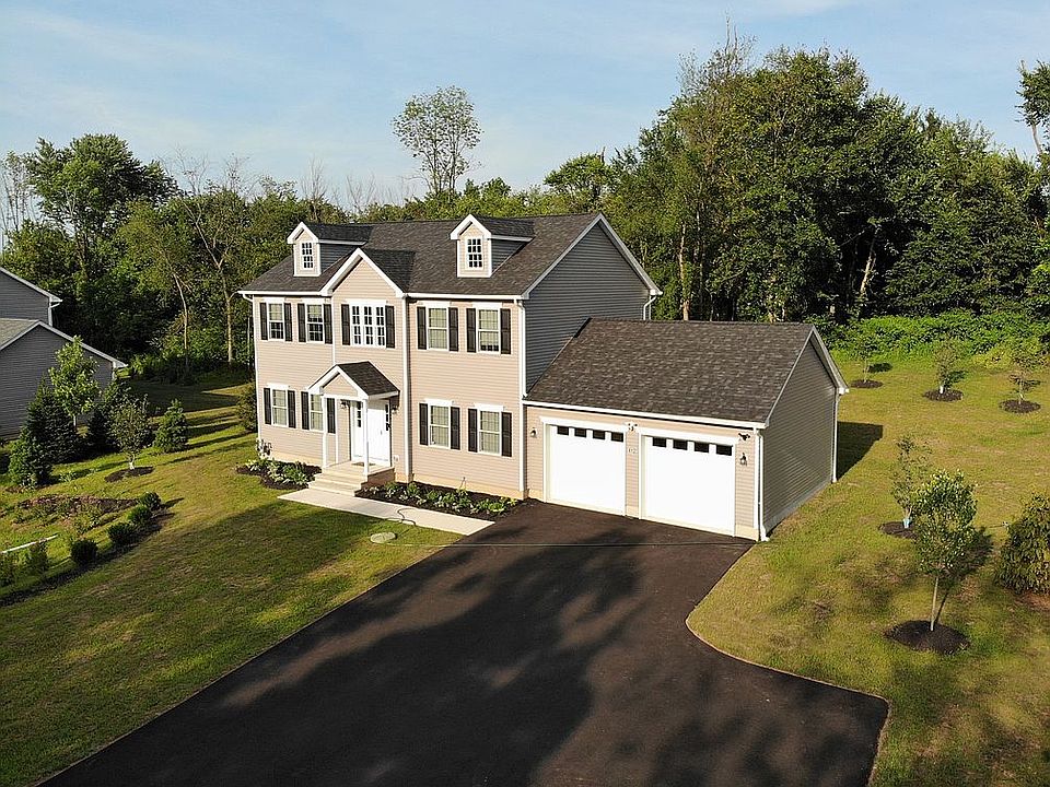 2nd image of 412 Case Blvd