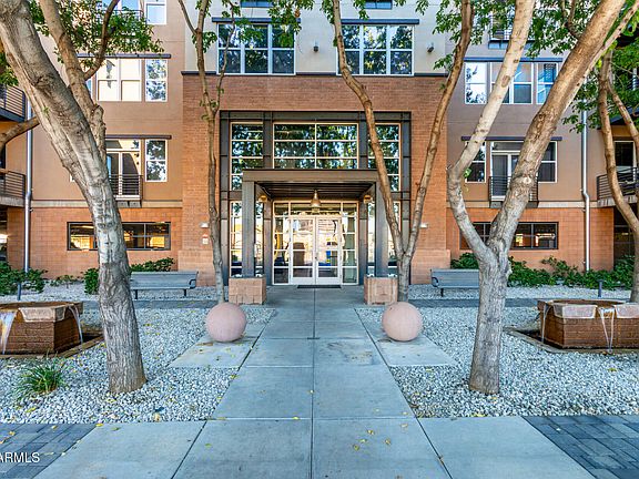 3rd image of 1326 N CENTRAL Avenue #307