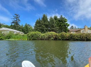 135 Duck Lake Drive NE, Ocean Shores, WA