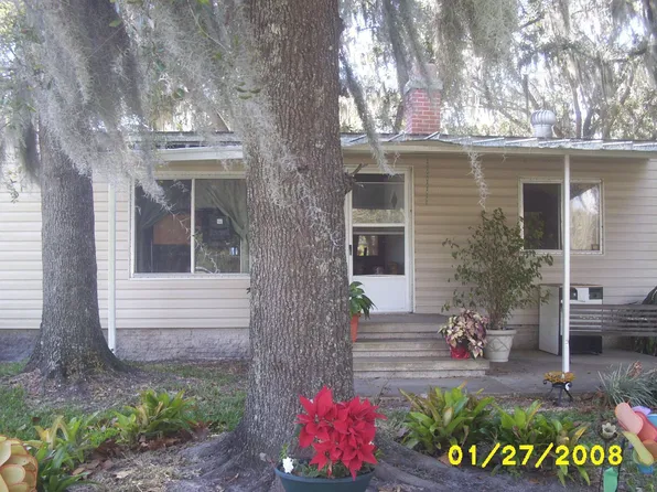 4520 Meadowview Dr, Lakeland, FL 33810