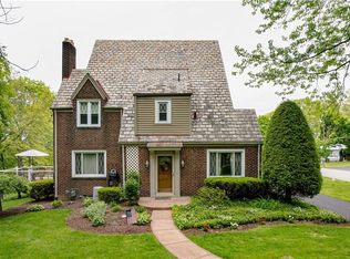3315 Franklin Dr, Pittsburgh, PA 15235