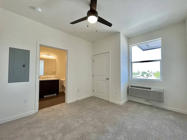 Range View Apartments — Photo 23
