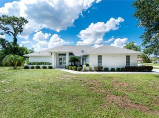 1 Pebble Beach Rd, Rotonda West, FL 33947