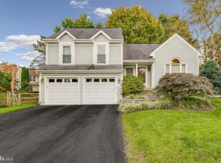 24 Parson Grove Ct, Olney, MD 20832