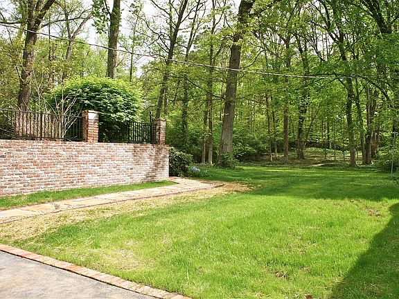4th image of 1544 Kenesaw Avenue
