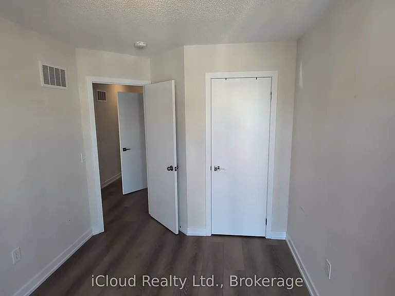 1346 Kobzar Dr — Photo 12