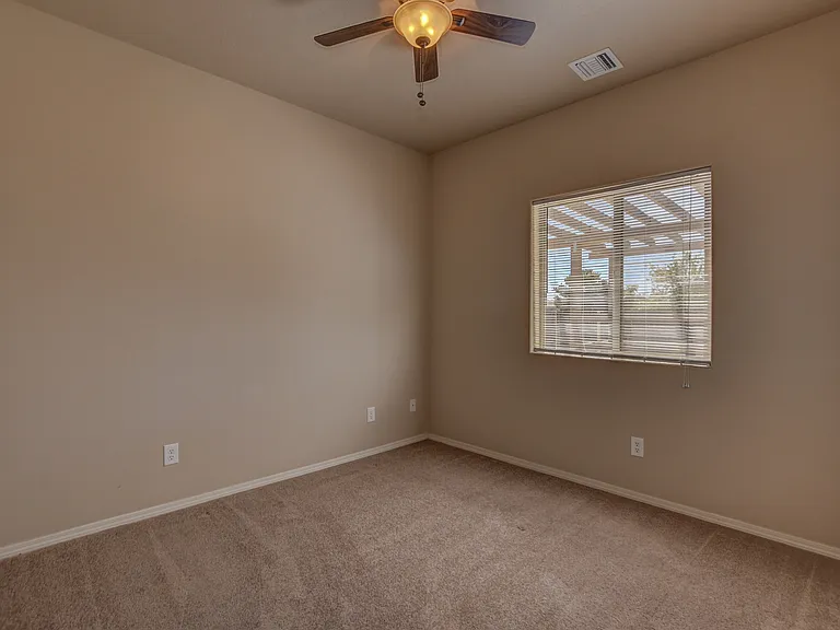 7839 E Loos Dr — Photo 12