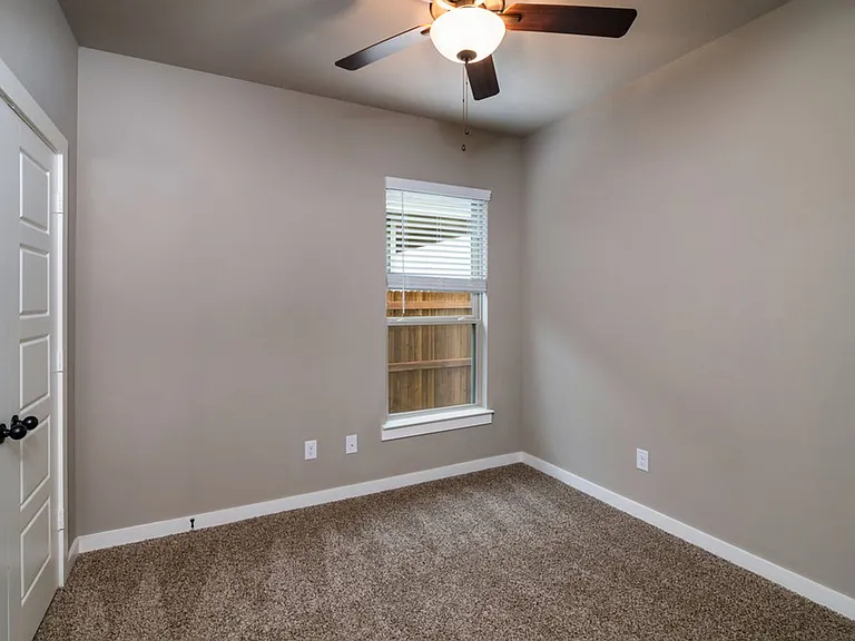620 Harvest Moon Dr — Photo 12