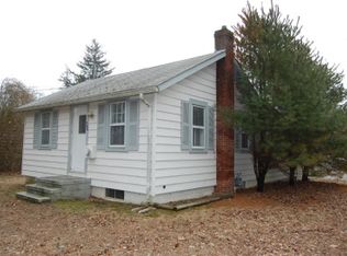 99 Cedar St, East Hampton, NY 11937