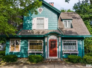 406 N 2nd St, Chillicothe, IL 61523