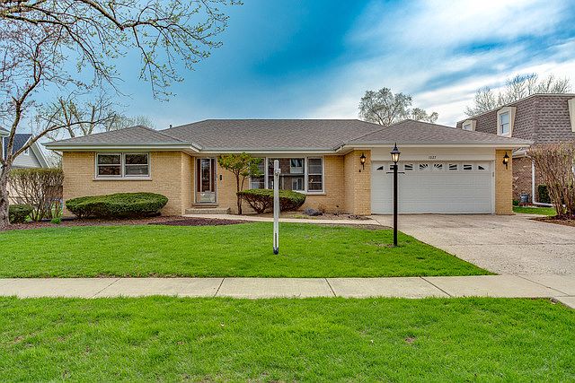 1st image of 1027 Charlene Ln