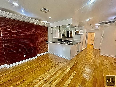 3rd image of 1244 Herkimer St #1A
