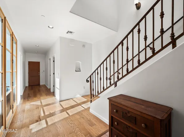 176 S Avenida Del Sembrador, Tucson, AZ 85745